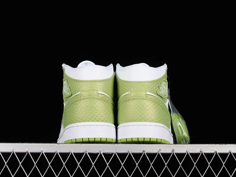 All categories Air Jordan Jordan series basketball shoes Air Jordan 1 Mid Air Jordan 1 Mid SE "Green Python" AJ1 Joe 1 Green Snake DV2959-113